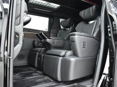 Toyota Alphard Hybrid 2.5L Premium Edition - фото 19