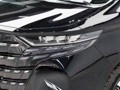 Toyota Alphard Hybrid 2.5L Premium Edition - фото 5