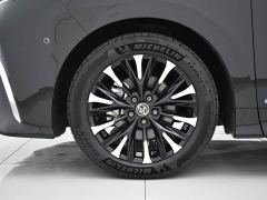 Toyota Alphard Hybrid 2.5L Premium Edition - фото 6