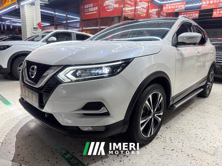 Nissan Qashqai 2.0L CVT XV Premium Luxury - автомобиль из Китая