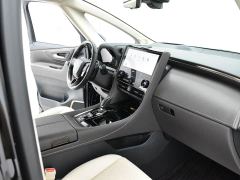 Toyota Alphard Hybrid 2.5L Premium Edition - ფოტო 13