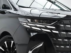 Toyota Alphard Hybrid 2.5L Premium Edition - ფოტო 6