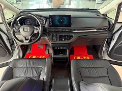 Honda Odyssey 2.0L e:HEV Luxury - ფოტო 10