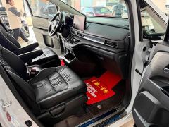 Honda Odyssey 2.0L e:HEV Luxury - ფოტო 11