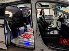 Honda Odyssey 2.0L e:HEV Luxury - ფოტო 12