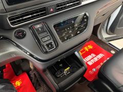 Honda Odyssey 2.0L e:HEV Luxury - ფოტო 20