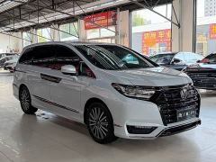 Honda Odyssey 2.0L e:HEV Luxury - ფოტო 3