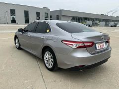Toyota Camry 2.0G Luxury - ფოტო 9