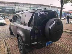 Land Rover Defender 110 3.0T Dark Edition - photo 10