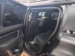 Land Rover Defender 110 3.0T Dark Edition - photo 9