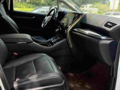 Toyota Vellfire Crown Hybrid 2.5L HV Luxury Edition - фото 14