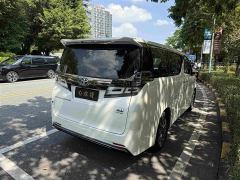 Toyota Vellfire Crown Hybrid 2.5L HV Luxury Edition - фото 7