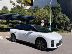 Li Auto i6 Four-Wheel Drive Standard Edition - ფოტო 3