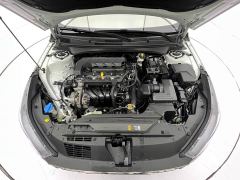 Hyundai Elantra 1.5L CVT Luxury - фото 8