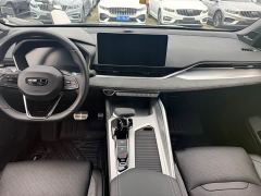 Geely Xingrui 2.0T Diesel Exclusive Cyan Green Edition - фото 11