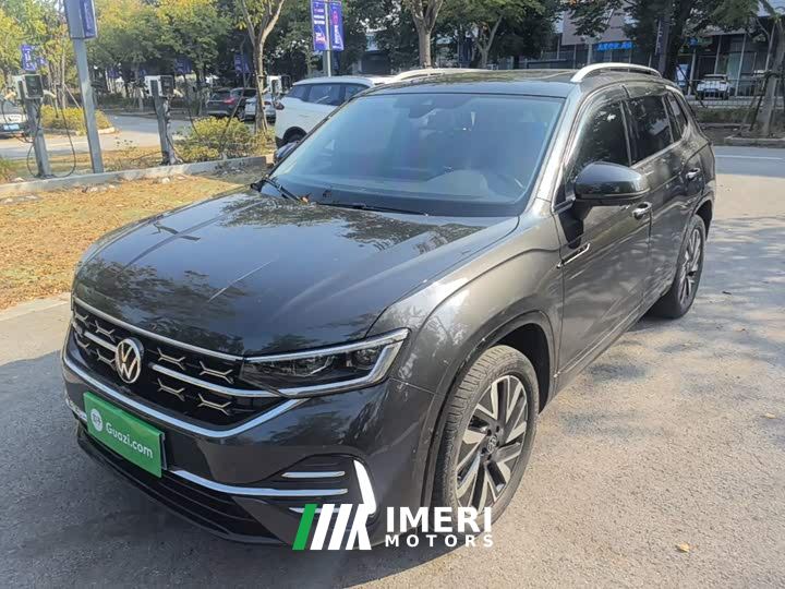 Volkswagen Taos 380TSI AWD R-Line High Performance Edition - car from China