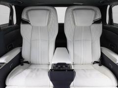 Lexus LM 300h Four-Seat Royal Edition - photo 14