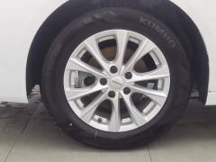 SAIC MG i5 1.5L Manual Comfort Edition - фото 17