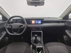 SAIC MG i5 1.5L Manual Comfort Edition - фото 5