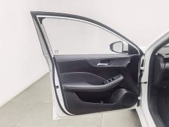 SAIC MG i5 1.5L Manual Comfort Edition - фото 8