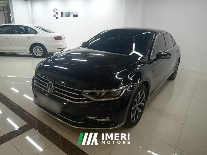 Volkswagen Magotan 330TSI DSG Advance
