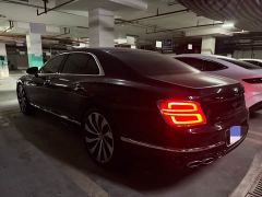 Bentley Flying Spur 4.0T V8 Elegance Edition - фото 3