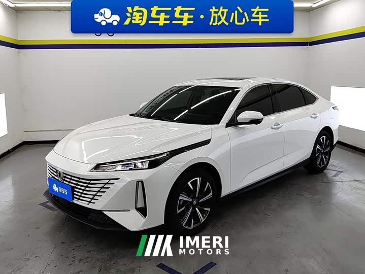 Changan Eado Blue Whale 1.5T 500Bar Luxury - ავტომობილი ჩინეთიდან