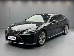 Lexus LS 500h Executive Edition - ფოტო 1