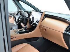 Toyota Vellfire Crown Hybrid 2.5L Executive Premier Edition - photo 11