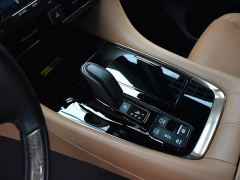 Toyota Vellfire Crown Hybrid 2.5L Executive Premier Edition - photo 13