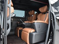 Toyota Vellfire Crown Hybrid 2.5L Executive Premier Edition - photo 19