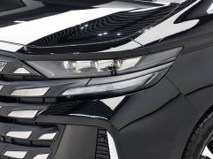 Toyota Vellfire Crown Hybrid 2.5L Executive Premier Edition - photo 5
