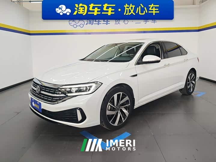 Volkswagen Sagitar 300TSI DSG Excellence Edition