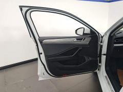 Volkswagen Sagitar 300TSI DSG Excellence Edition - photo 7