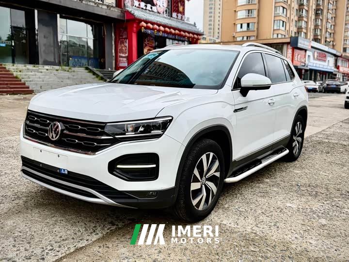 Volkswagen Taos 280TSI FWD Luxury Smart Connected Edition - автомобиль из Китая
