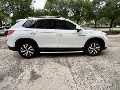 Volkswagen Taos 280TSI FWD Luxury Smart Connected Edition - фото 7