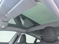 Tesla Model 3 Rear-Wheel Drive - фото 11