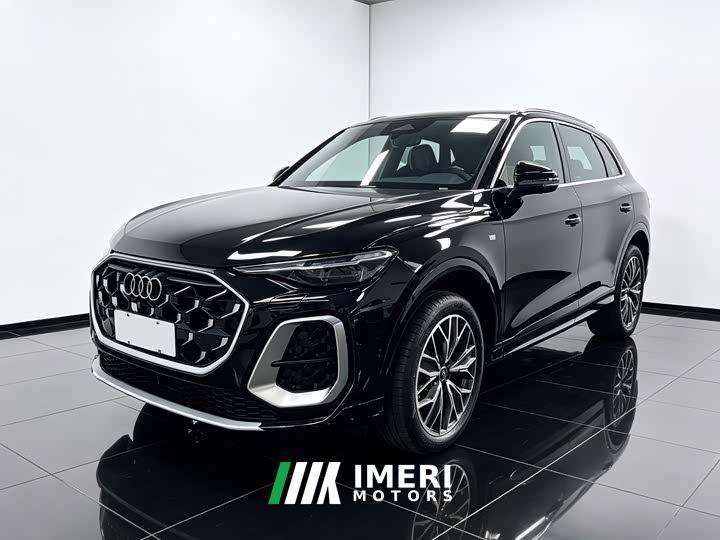 Audi Q5L 2.0T Smart Hybrid Luxury