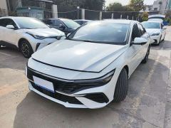 Hyundai Elantra 1.5L CVT Luxury - ფოტო 1