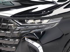 Toyota Alphard Hybrid 2.5L Premium Edition - фото 5