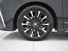 Toyota Alphard Hybrid 2.5L Premium Edition - фото 6