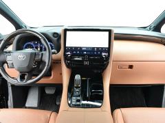 Toyota Alphard Hybrid 2.5L Premium Edition - фото 8