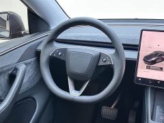 Tesla Model Y Long Range All-Wheel Drive Launch Edition - ფოტო 18