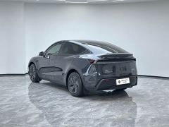 Tesla Model Y Long Range All-Wheel Drive Launch Edition - ფოტო 3
