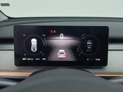 Tesla Model Y Rear-Wheel Drive - ფოტო 4
