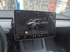 Tesla Model Y Rear-Wheel Drive - ფოტო 5