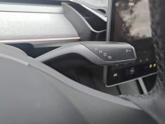 Tesla Model Y Rear-Wheel Drive - ფოტო 6