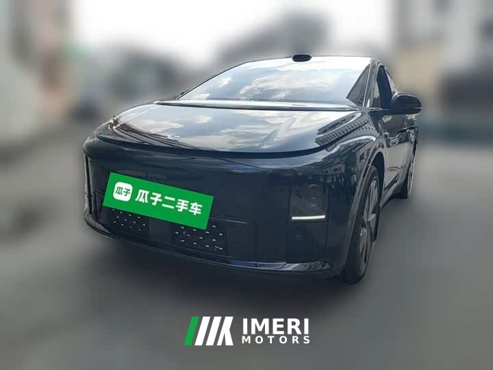 Li Auto i6 Four-Wheel Drive Standard Edition - ავტომობილი ჩინეთიდან