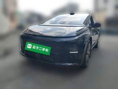 Li Auto i6 Four-Wheel Drive Standard Edition - ფოტო 1
