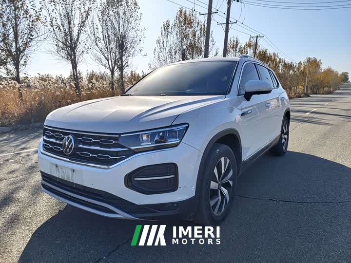 Volkswagen Taos 280TSI FWD Luxury Smart Connected Edition - автомобиль из Китая